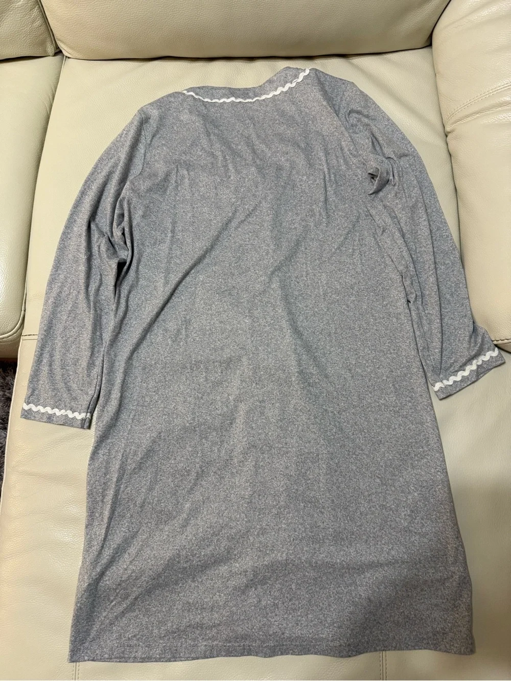 N/A soft gray